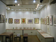 topics-scene-in-gallery 13