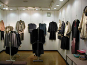 topics-scene-in-gallery 18